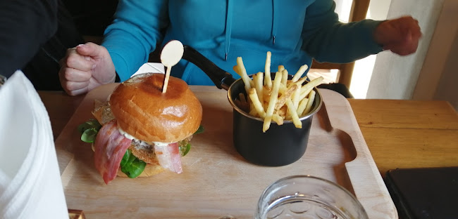 Jes Burgers - Restaurace