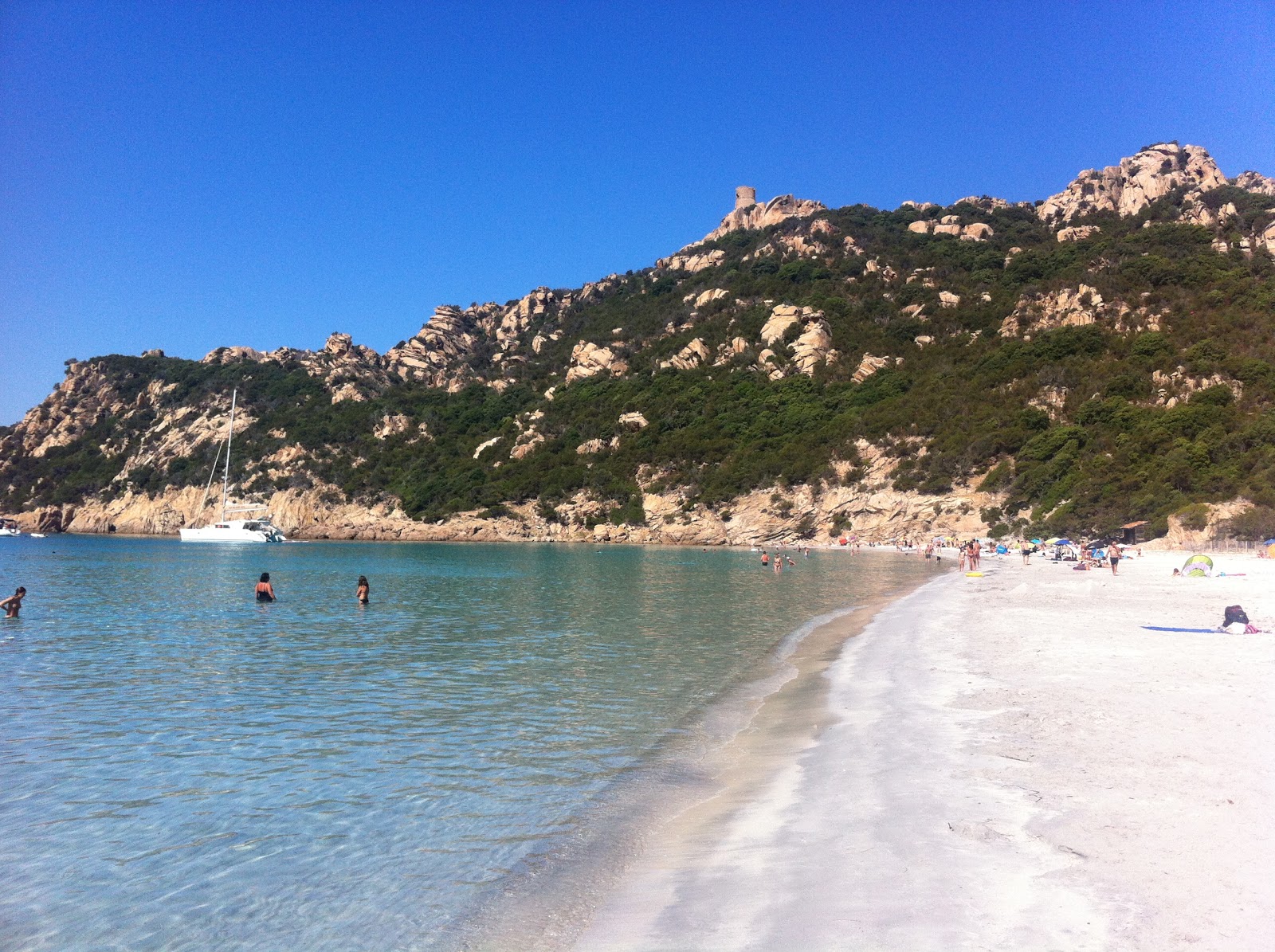 Foto van Paraguan beach met kleine baai