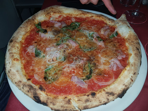 Al Trivio Granata in Pontecagnano Faiano, Provincia di Salerno