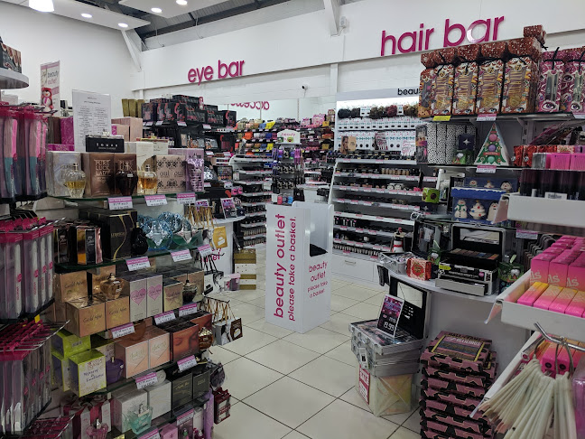 Reviews of Beauty Outlet in Glasgow - Cosmetics store