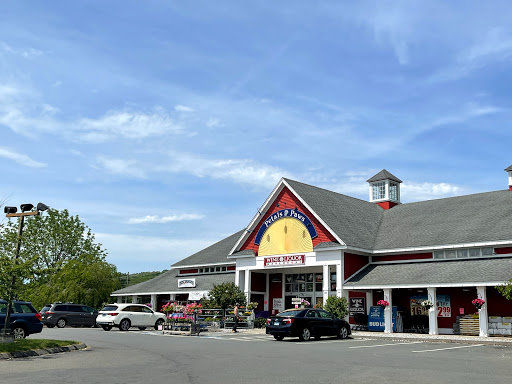 Wine Store «Wine & Liquor Warehouse», reviews and photos, 465 Albany Turnpike, Canton, CT 06019, USA