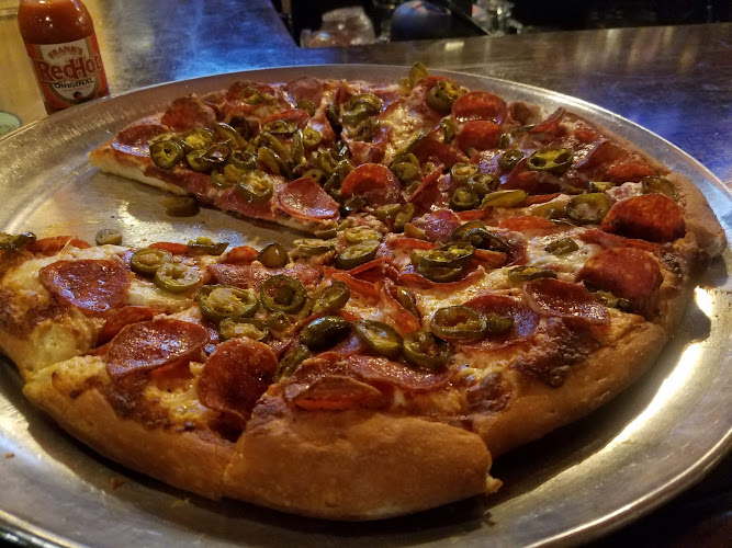 #6 best pizza place in San Leandro - Porky's Pizza Palace