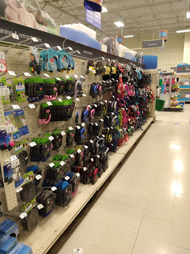 Pet Supply Store «PetSmart», reviews and photos, 105 Wagner Rd, Monaca, PA 15061, USA