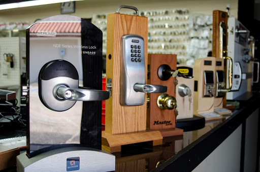 Locksmith «A-1 Locksmith - Arlington», reviews and photos, 1715 S Cooper St, Arlington, TX 76010, USA