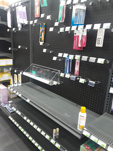 Beauty Supply Store «Sally Beauty», reviews and photos, 10228 Broadway St #104, Pearland, TX 77584, USA