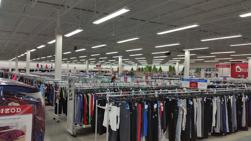 Clothing Store «Burlington Coat Factory», reviews and photos, 1160 Dawsonville Hwy, Gainesville, GA 30501, USA