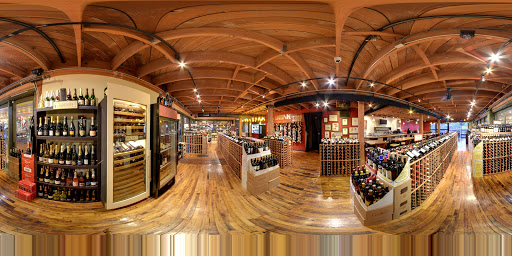 Wine Bar «Packing House Wines», reviews and photos, 540 W 1st St, Claremont, CA 91711, USA