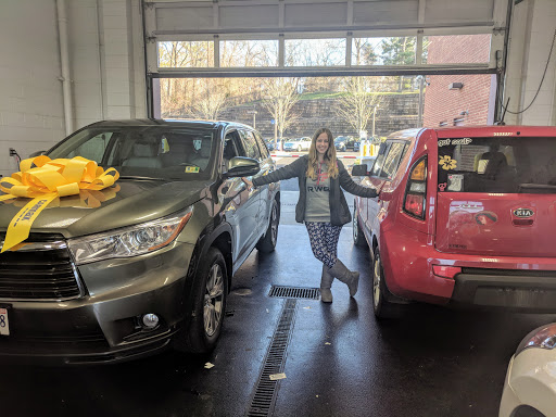 Used Car Dealer «CarMax», reviews and photos, 1448 Richmond Rd, Charlottesville, VA 22911, USA