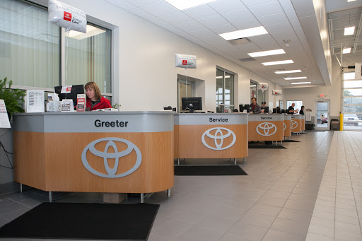 Toyota Dealer «Toyota of La Crosse», reviews and photos, 800 3rd St S, La Crosse, WI 54601, USA