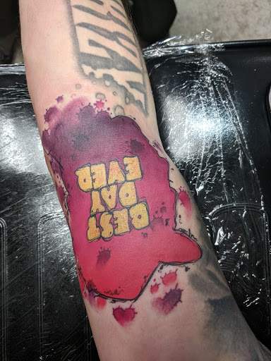 Tattoo Shop «Black Lotus Tattoo», reviews and photos, 1011 W 6th Ave, Eugene, OR 97402, USA