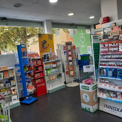 Pharmacie des Salins à Arles