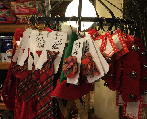 Pet Supply Store «Beowoof Provisions For Pets», reviews and photos, 106 5th St, Hoboken, NJ 07030, USA