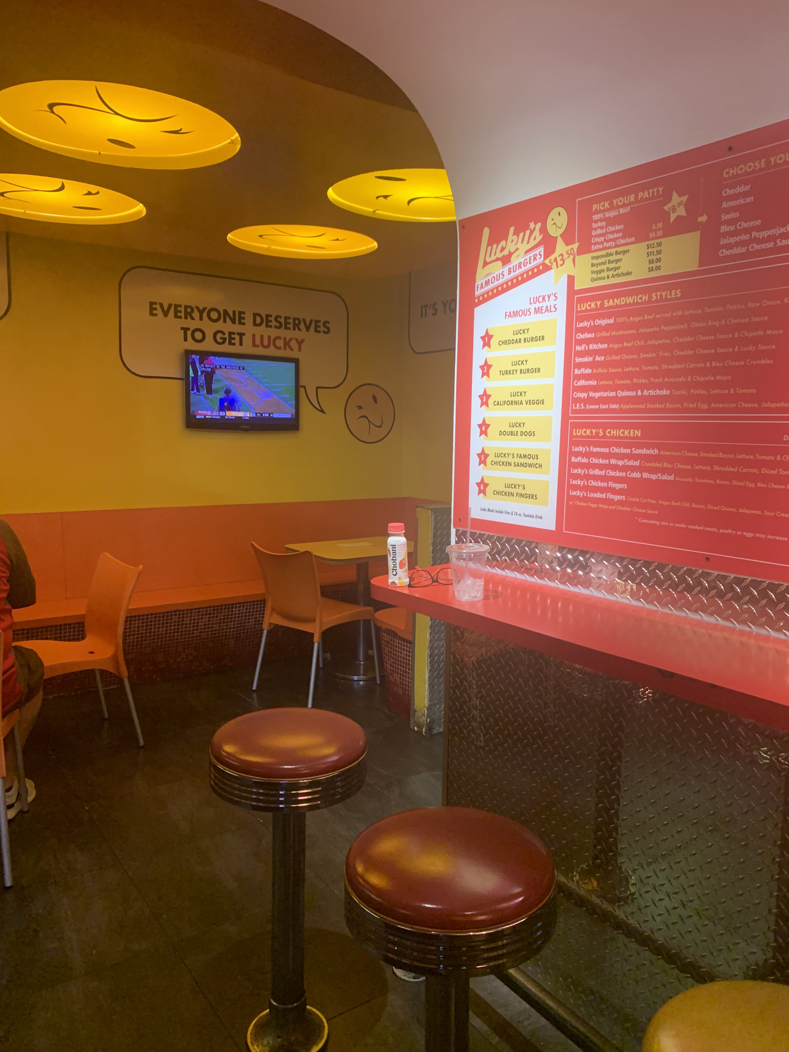 Picture of a place: Lucky&#39;s Famous Burgers