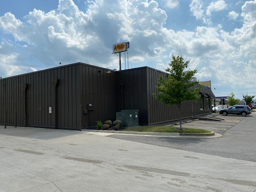 American Restaurant «Cracker Barrel Old Country Store», reviews and photos, 2012 E 59th St, Anderson, IN 46013, USA