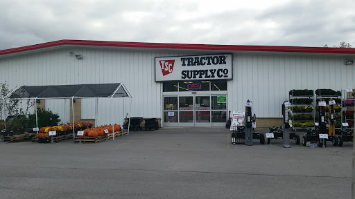 Home Improvement Store «Tractor Supply Co.», reviews and photos, 4974 E Main St, Batavia, NY 14020, USA