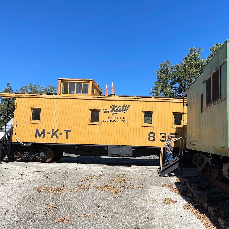Depot Museum and M-K-T Railroad Depot