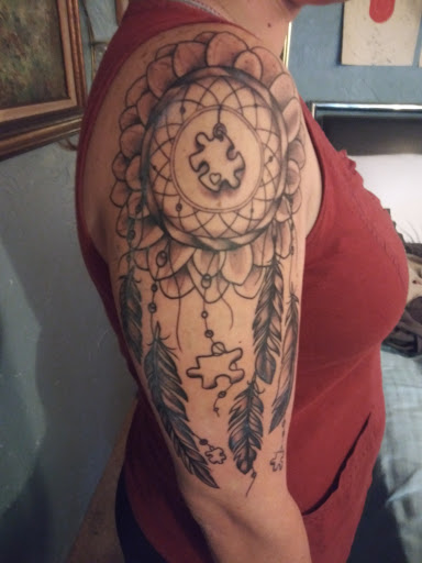 Tattoo Shop «LocoMotive Tattoo Studio», reviews and photos, 3850 E Gulf to Lake Hwy #6, Inverness, FL 34453, USA