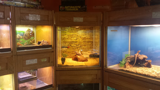 Claremont Pet & Aquarium Center, 201 Washington St, Claremont, NH 03743, USA, 
