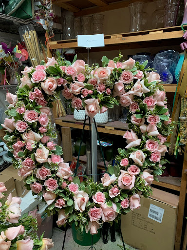 Florist «Send Your Love Flowers & Balloons», reviews and photos, 1417 SW Military Dr, San Antonio, TX 78221, USA