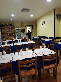 Atmosphère du Restaurant portugais Cantinho do Frango à Villeparisis - n°1