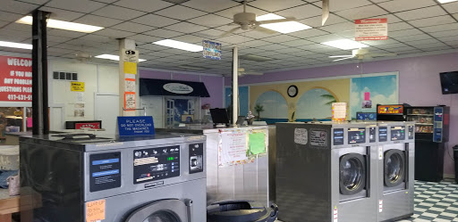 Laundry Service «The Daily Wash Laundry Company», reviews and photos, 1821 E Grand St, Springfield, MO 65804, USA