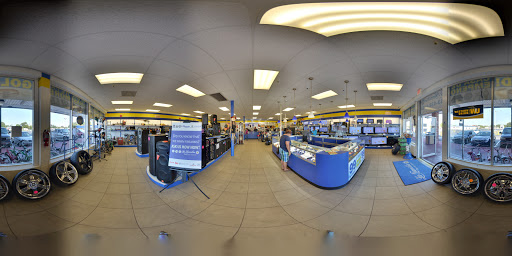 Pawn Shop «La Familia Pawn and Jewelry», reviews and photos, 1707 E Hinson Ave, Haines City, FL 33844, USA