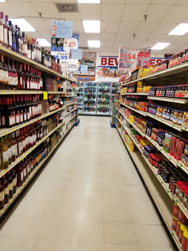 Supermarket «Kings Supermarket & Liquor», reviews and photos, 7562 US-192, Kissimmee, FL 34747, USA