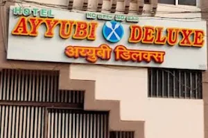 Hotel Ayyubi Deluxe image