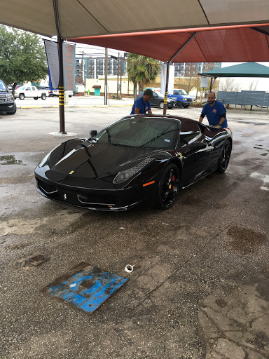 Car Wash «THE OASIS HAND CAR WASH & DETAIL CENTER», reviews and photos, 930 Malone St, Houston, TX 77007, USA