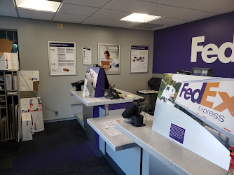 FedEx Ship Center