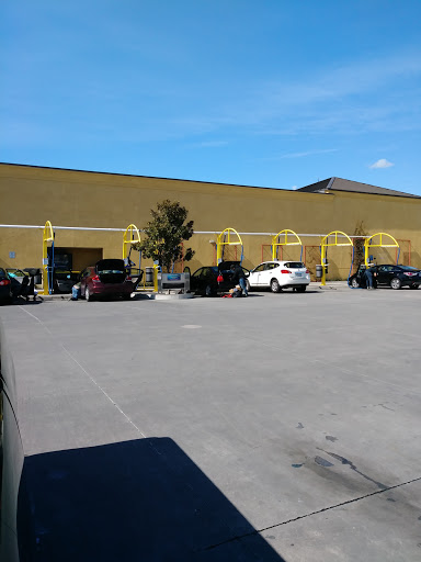 Oilstop Drive Thru Oil Change en Petaluma