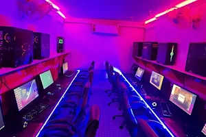 Chakravyuh E-sports | Gaming Cafe| College Road image