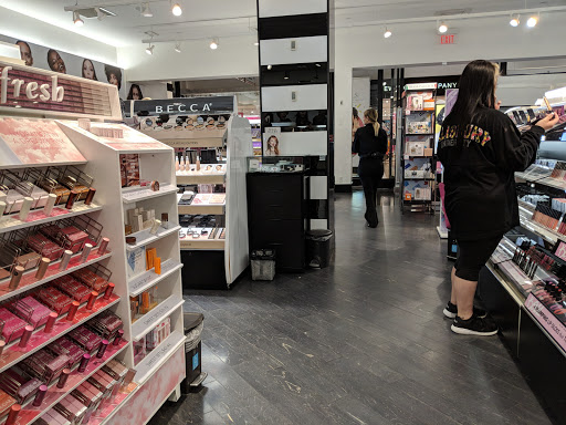 Cosmetics Store «SEPHORA», reviews and photos, Smith Haven Mall Smith Haven Mall, Lake Grove, NY 11755, USA