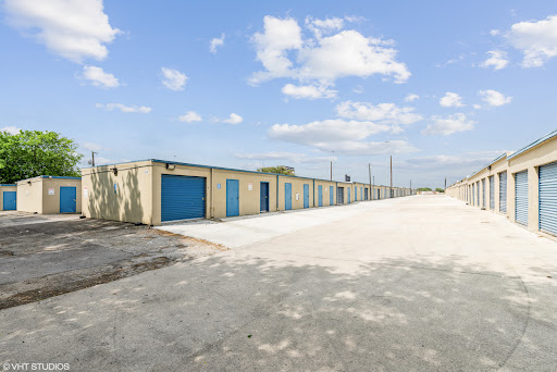 Self-Storage Facility «Watson & Taylor Self Storage», reviews and photos, 2410 SW Loop 410, San Antonio, TX 78227, USA
