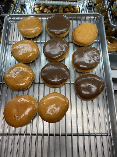 Donut Shop «A M Donuts», reviews and photos, 34 Las Tunas Dr, Arcadia, CA 91007, USA