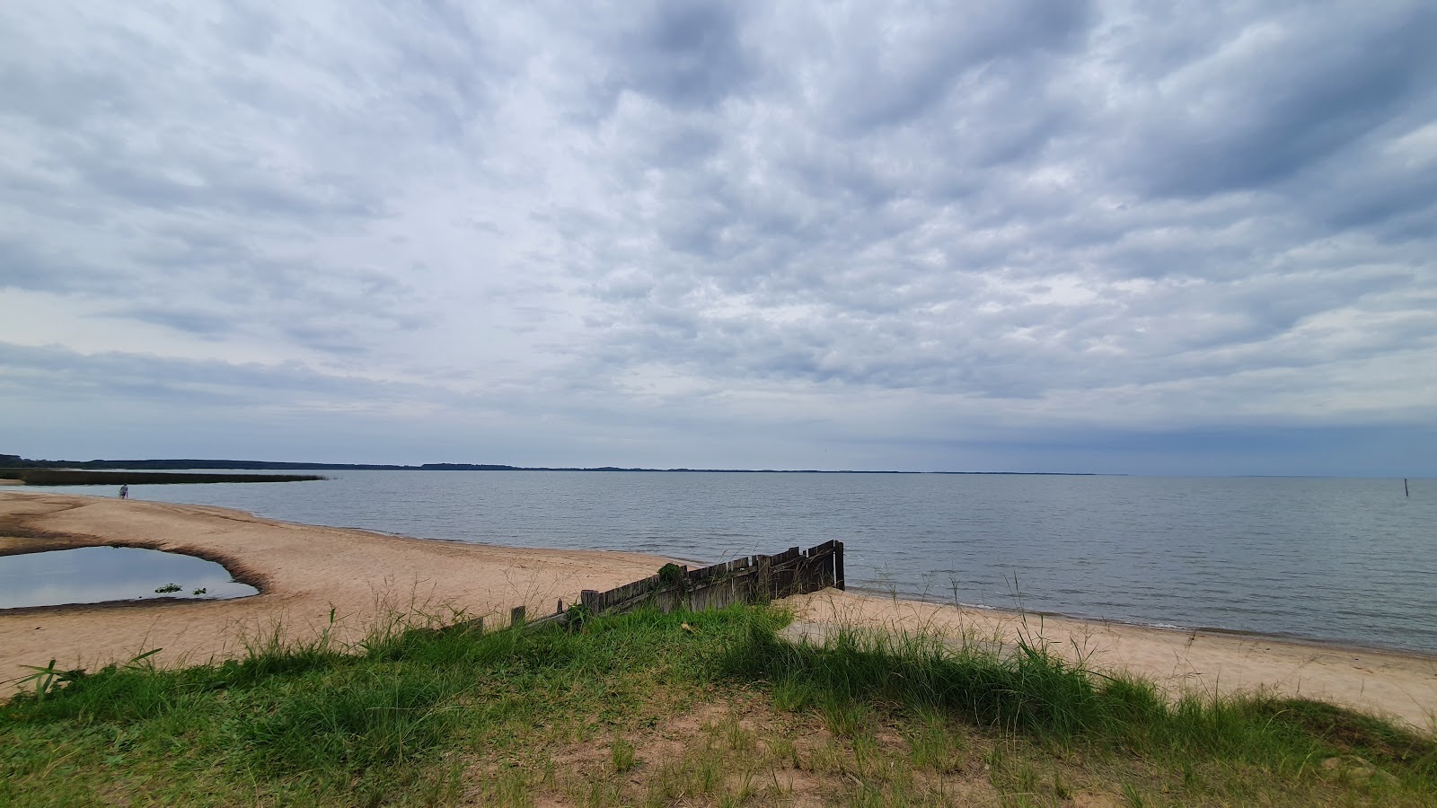Foto von Praia do Jacarezinho und die siedlung