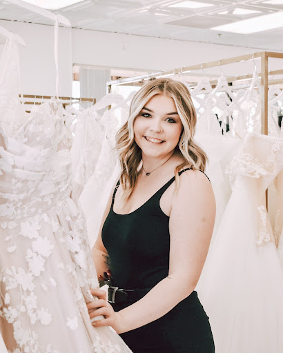 Bridal Shop «Strut Bridal Salon - Sizes 12+», reviews and photos, 226 W Southern Ave, Tempe, AZ 85282, USA