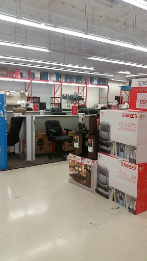 Office Supply Store «Staples», reviews and photos, 10820 Alondra Blvd, Cerritos, CA 90703, USA