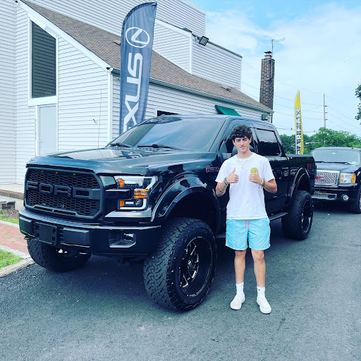 RV Dealer «Ruisi Auto Sales», reviews and photos, 100 NJ-35, Keyport, NJ 07735, USA