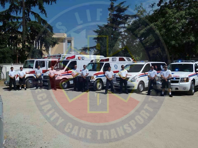 Opiniones de Ambulancias Y Transportes Ems Life Care Ltda en Ñuñoa - Servicio de transporte