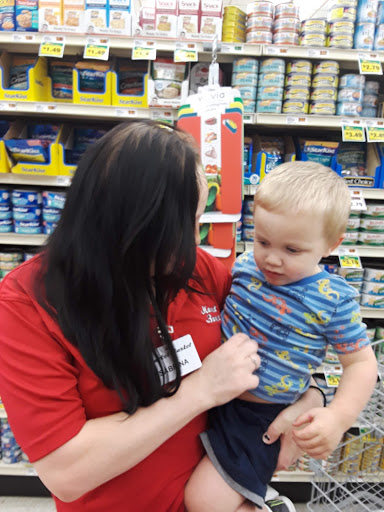 Supermarket «Hughes Market Basket», reviews and photos, 212 N 27th St, Nederland, TX 77627, USA