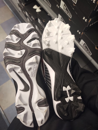 Sporting Goods Store «Big 5 Sporting Goods», reviews and photos, 3240 Broadway St, Eureka, CA 95501, USA