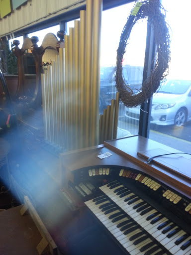 Thrift Store «Potters House Thrift», reviews and photos