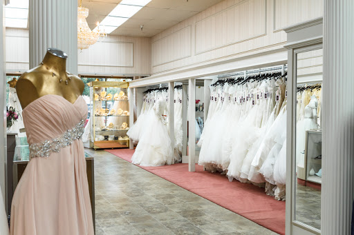 Bridal Shop «Elegant Bride», reviews and photos, 5091 N Fresno St #110, Fresno, CA 93710, USA