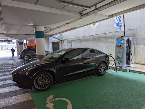 Station de recharge pour véhicules électriques à Furiani