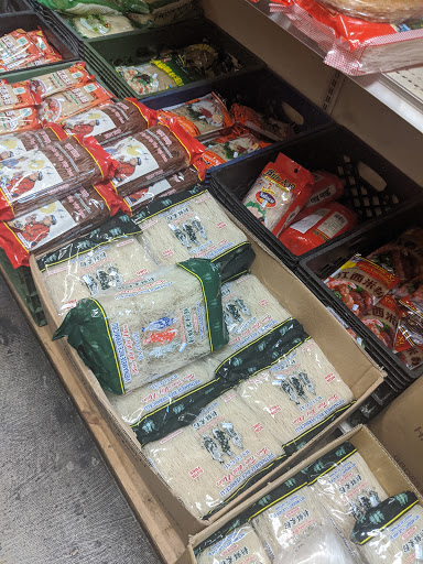 Asian Grocery Store «Tấn Phát Oriental Market», reviews and photos, 1702 W Camelback Rd #5, Phoenix, AZ 85015, USA