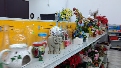 Thrift Store «This-N-That Thrift Store Vancouver Plaza», reviews and photos, 7601 NE Vancouver Plaza Dr, Vancouver, WA 98662, USA