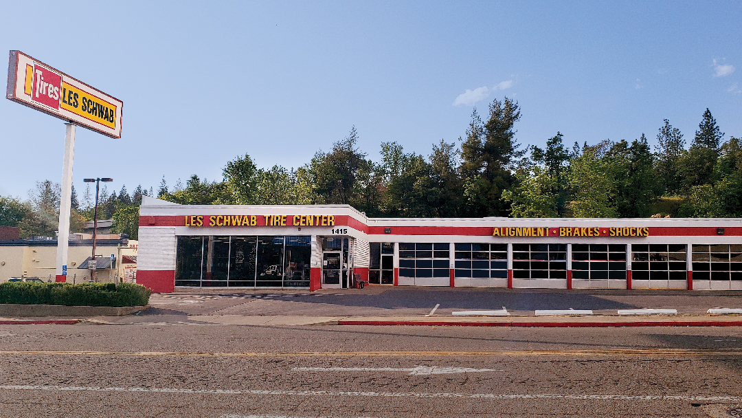 Les Schwab Tire Center