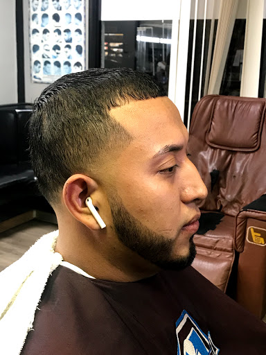 Barber Shop «Derick Barber Shop», reviews and photos, 195 Main St, Marlborough, MA 01752, USA