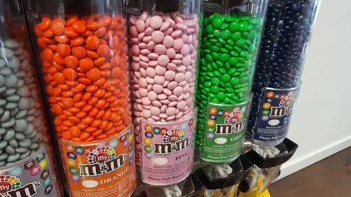 Chocolate Shop «Chocolate Works Darien», reviews and photos, 25 Old Kings Hwy N, Darien, CT 06820, USA